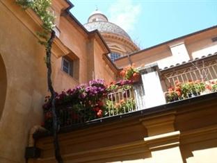 Agoda.com Apartments & Hotels France 