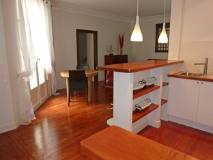 Agoda.com Apartments & Hotels France 