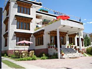 Agoda.com India Apartments & Hotels