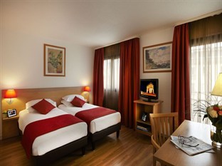 Agoda.com Apartments & Hotels France 
